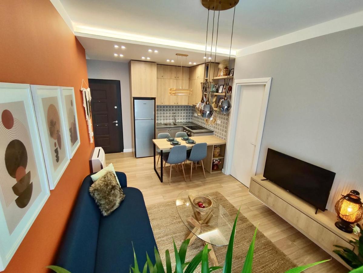 Modern Style 2Br-Apt - 10Min To Skanderbeg Square Leilighet Tiranë Eksteriør bilde