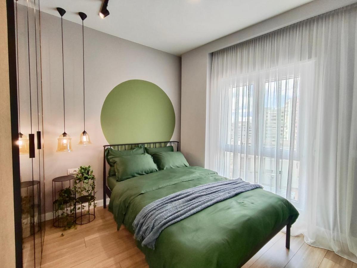 Modern Style 2Br-Apt - 10Min To Skanderbeg Square Leilighet Tiranë Eksteriør bilde